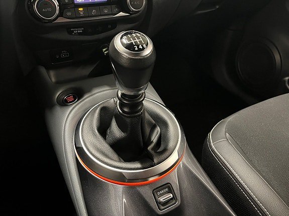Vehicle Image 26