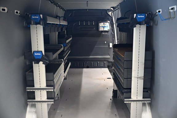 Vehicle Image 38