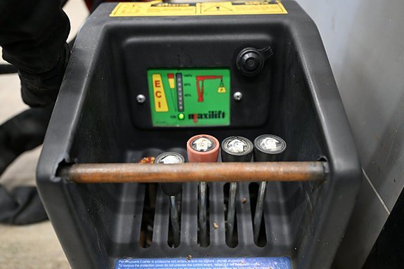 Vehicle Image 21