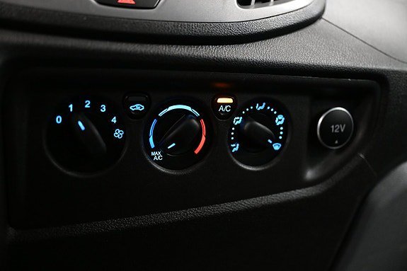 Vehicle Image 27