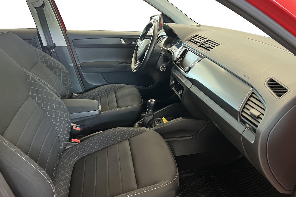 Vehicle Image 14