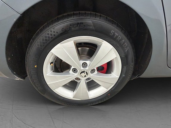Vehicle Image 33