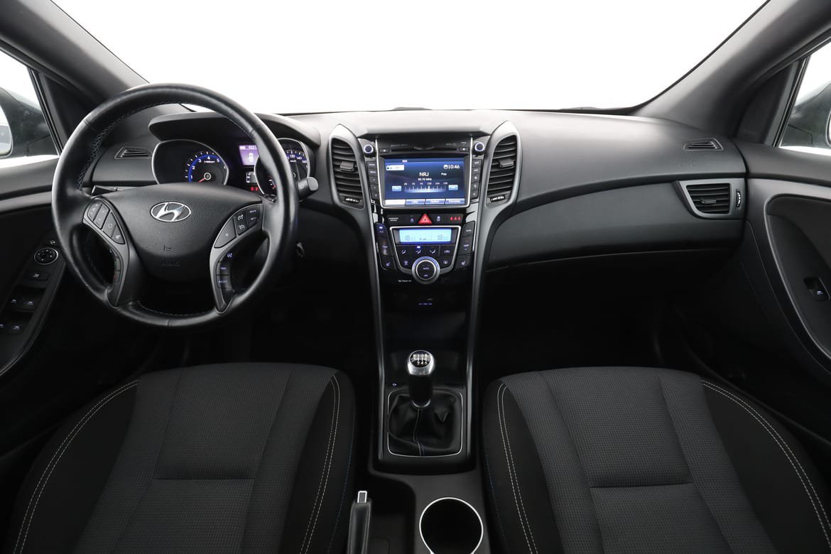 Vehicle Image 13