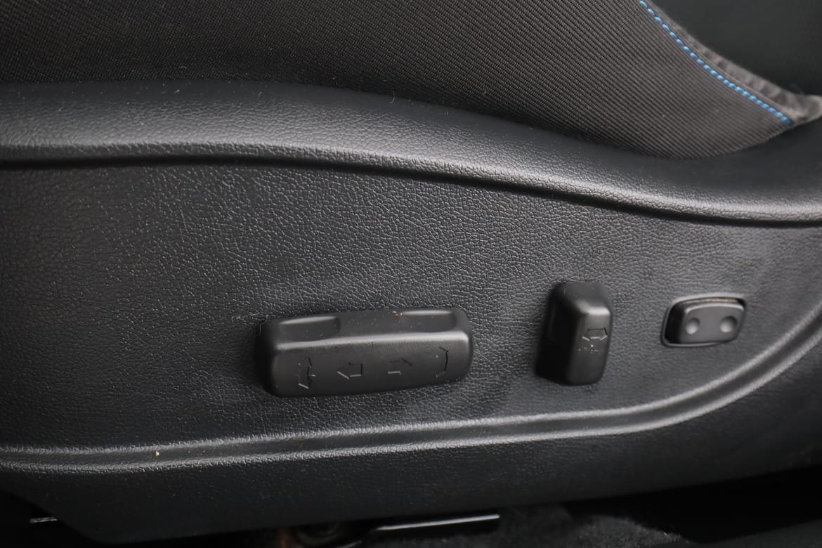 Vehicle Image 35