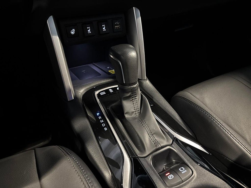 Vehicle Image 18