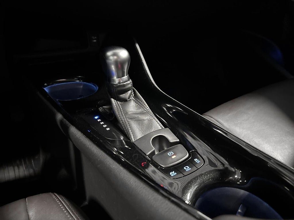 Vehicle Image 18