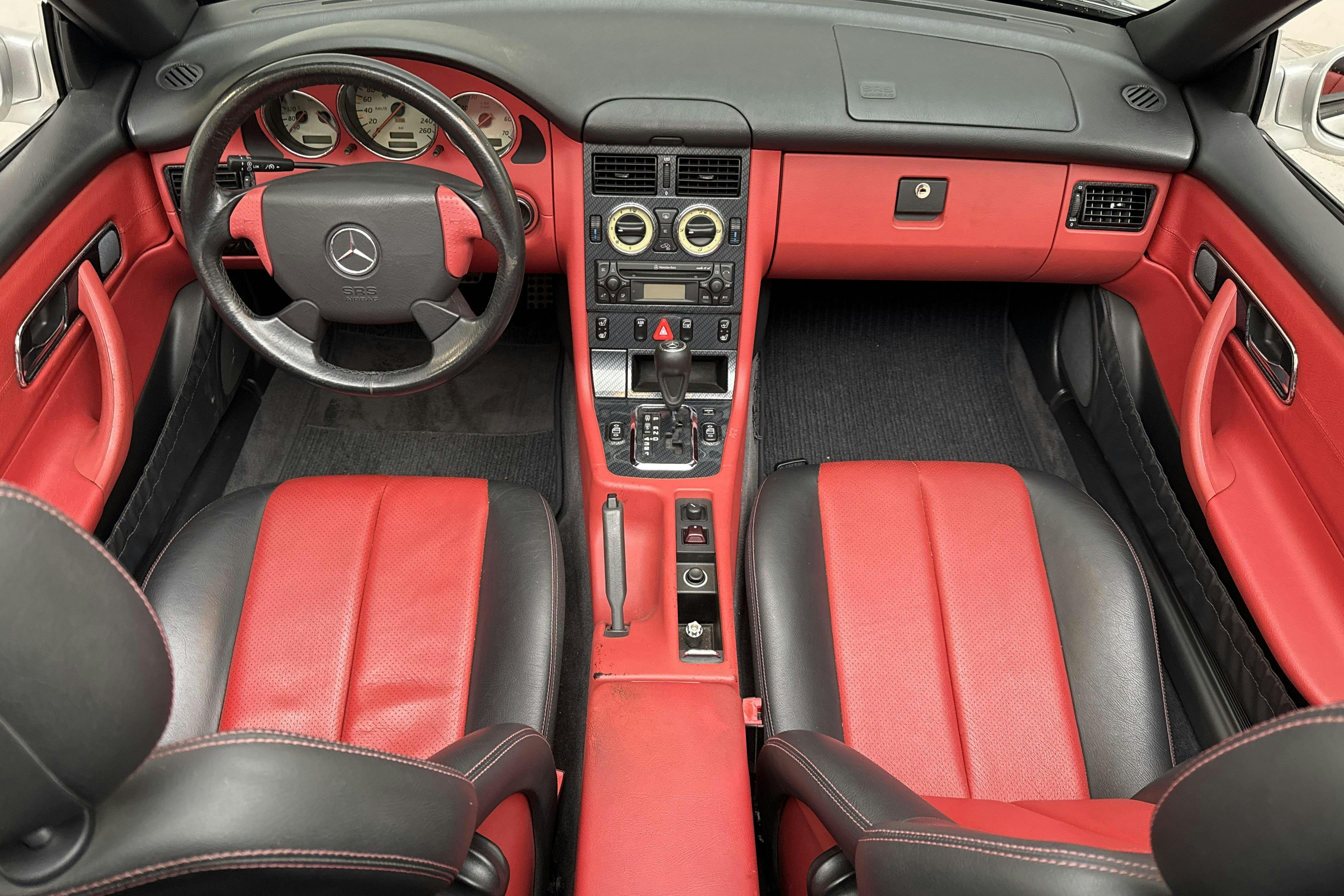 Vehicle Image 11