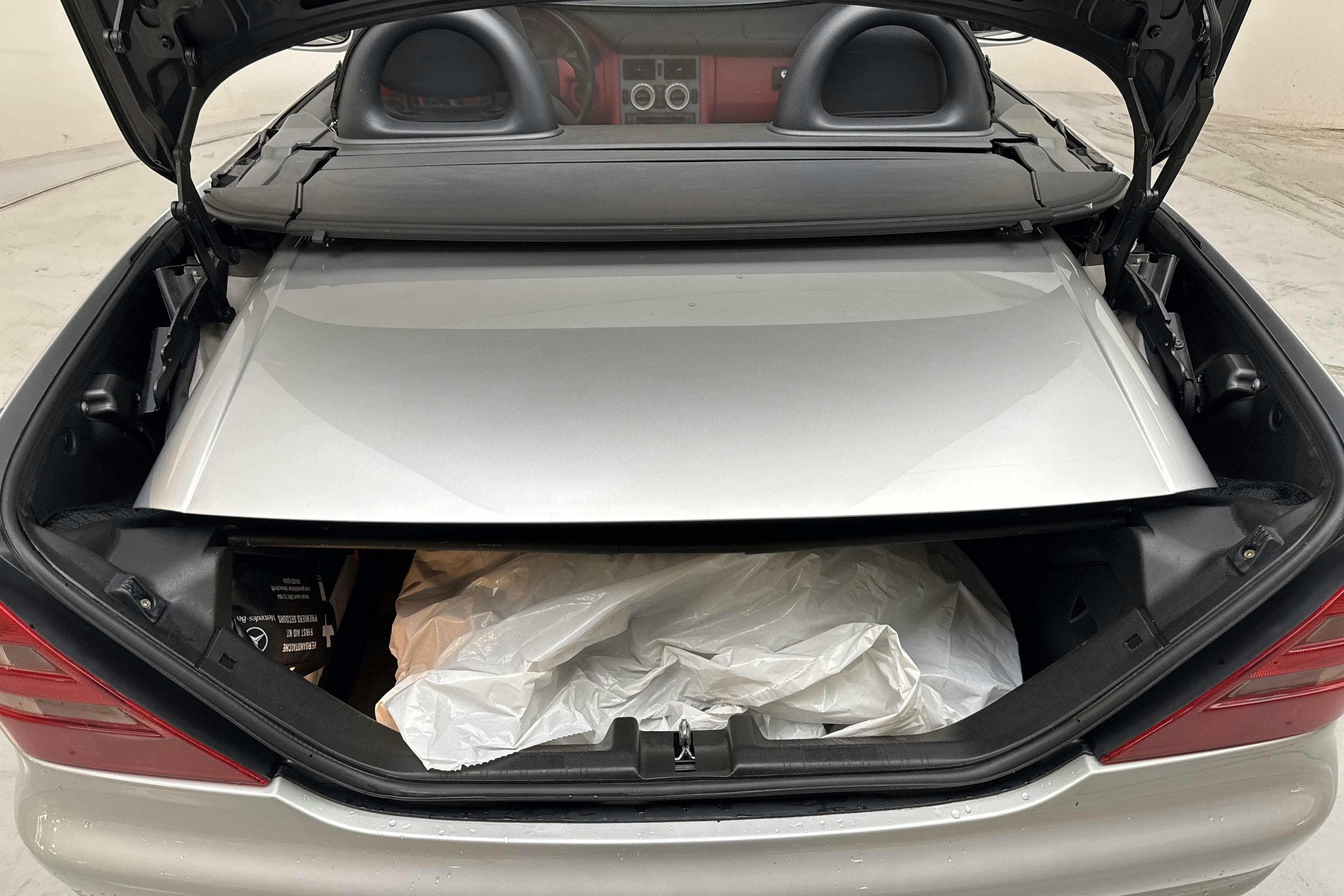 Vehicle Image 15