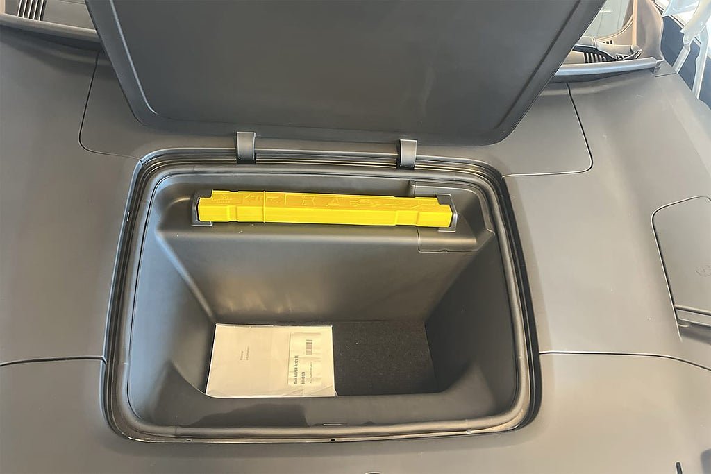 Vehicle Image 25