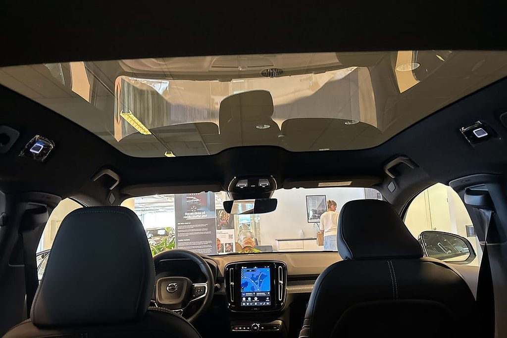 Vehicle Image 29