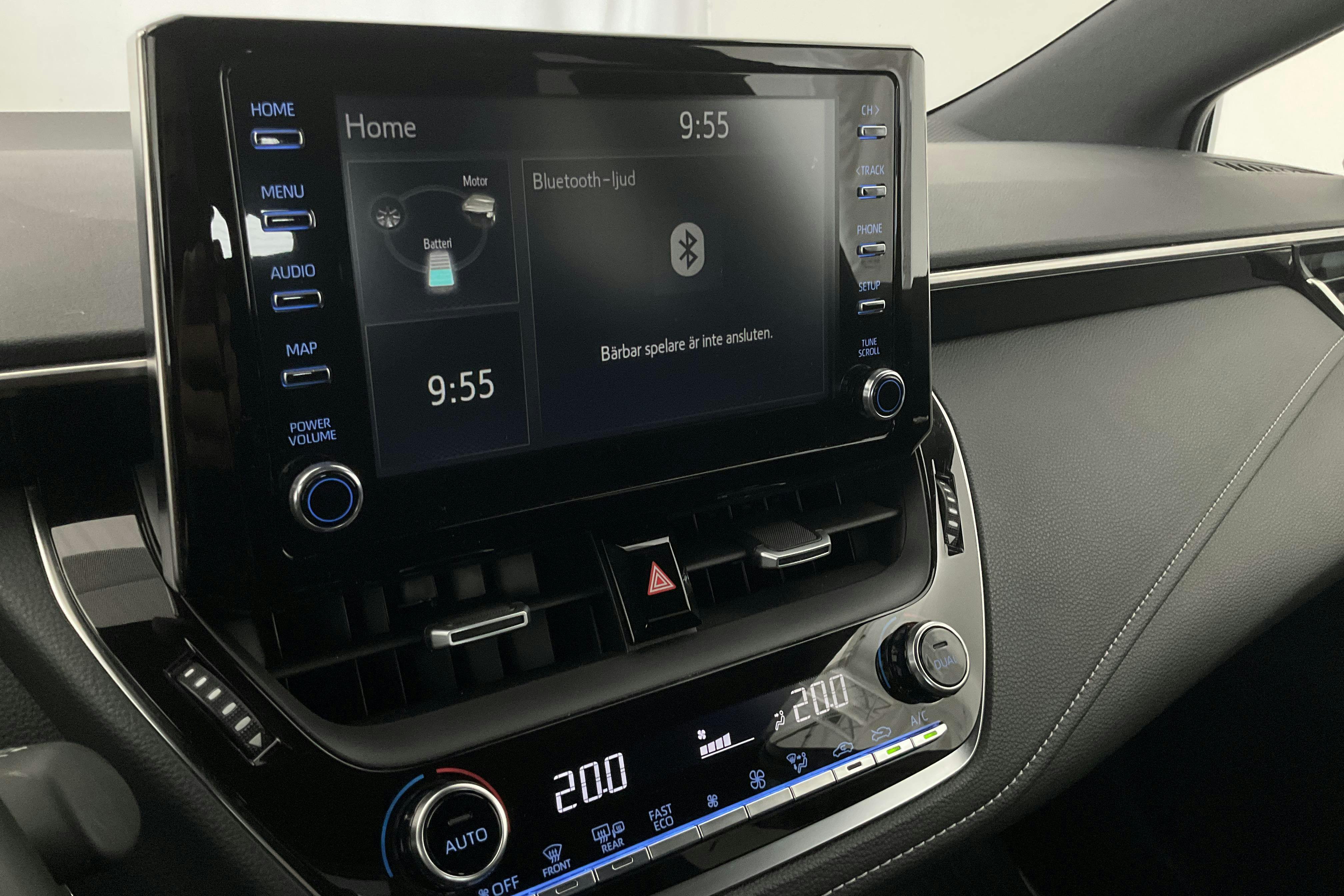Vehicle Image 11