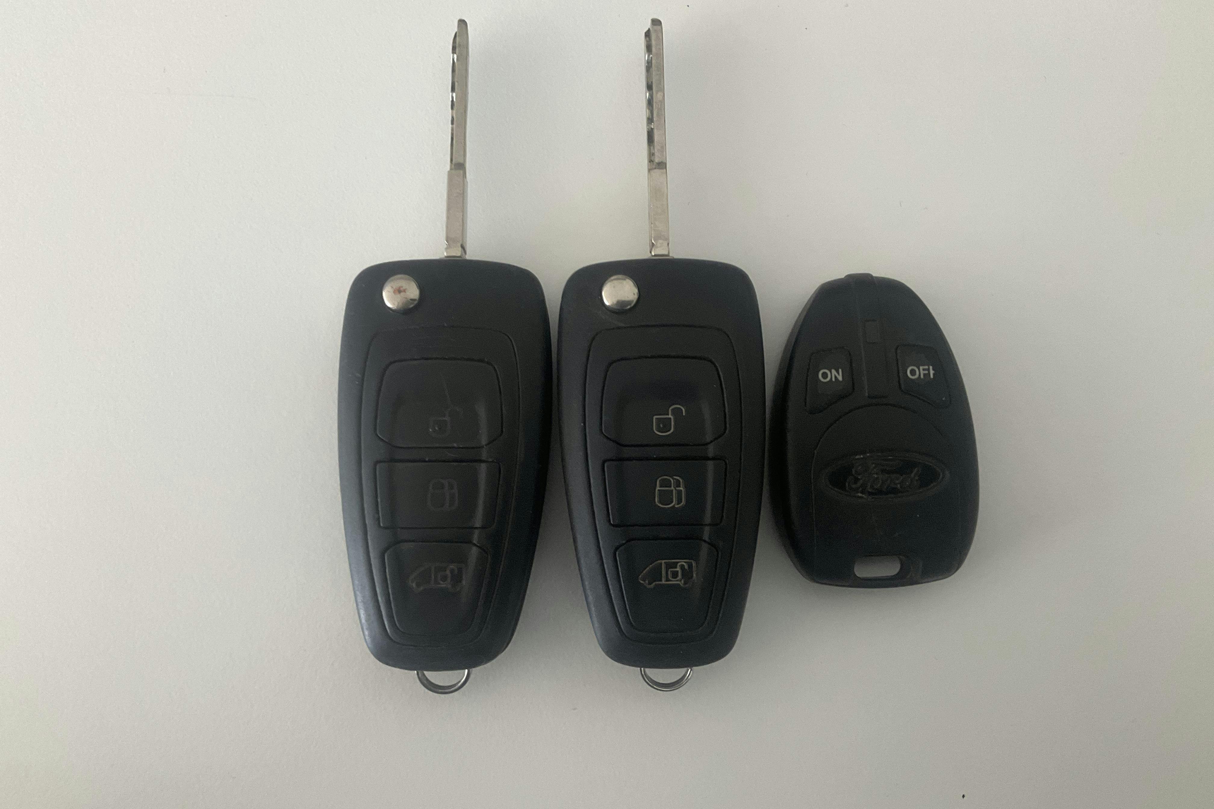 Vehicle Image 16