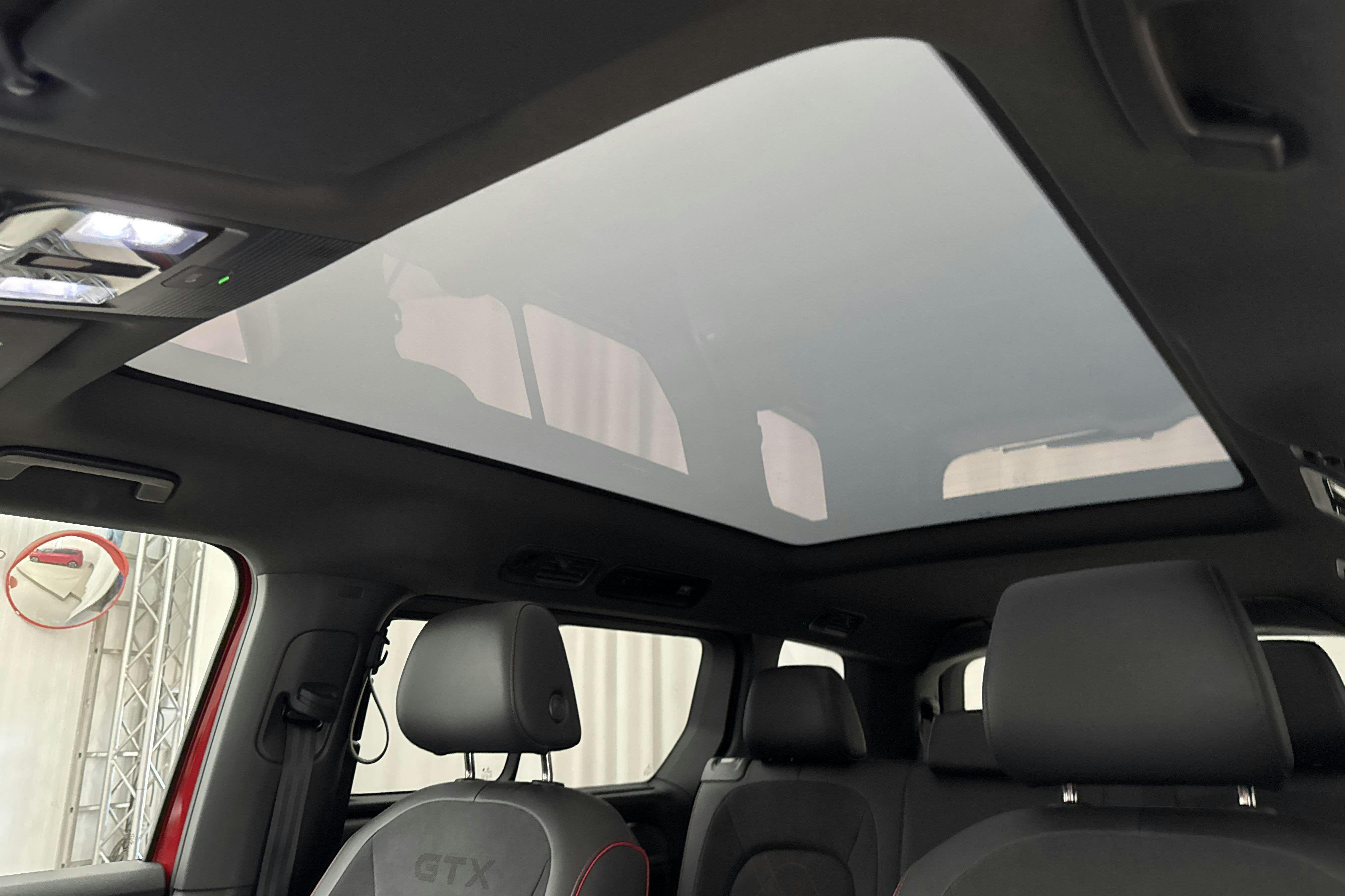 Vehicle Image 19