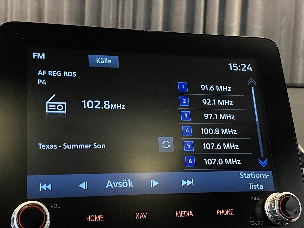 Vehicle Image 18