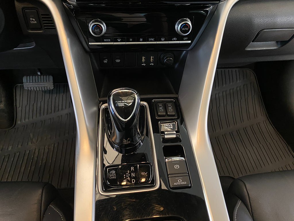 Vehicle Image 33