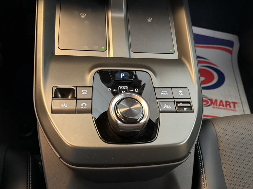 Vehicle Image 18