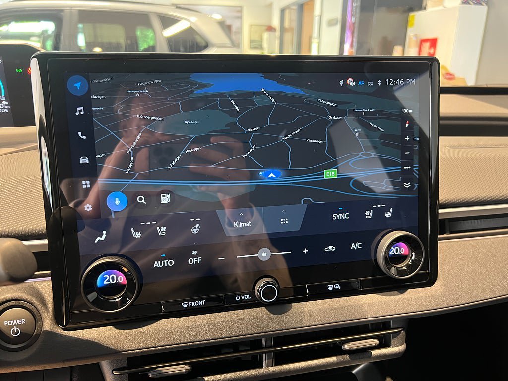Vehicle Image 11