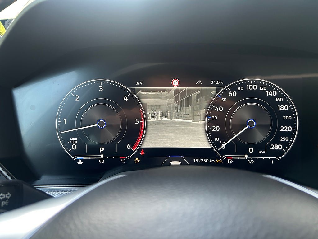 Vehicle Image 20
