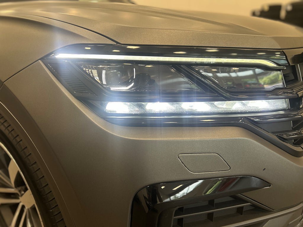 Vehicle Image 32
