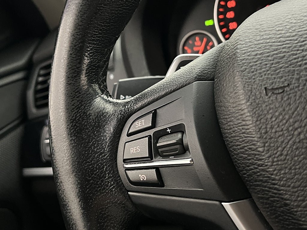 Vehicle Image 26