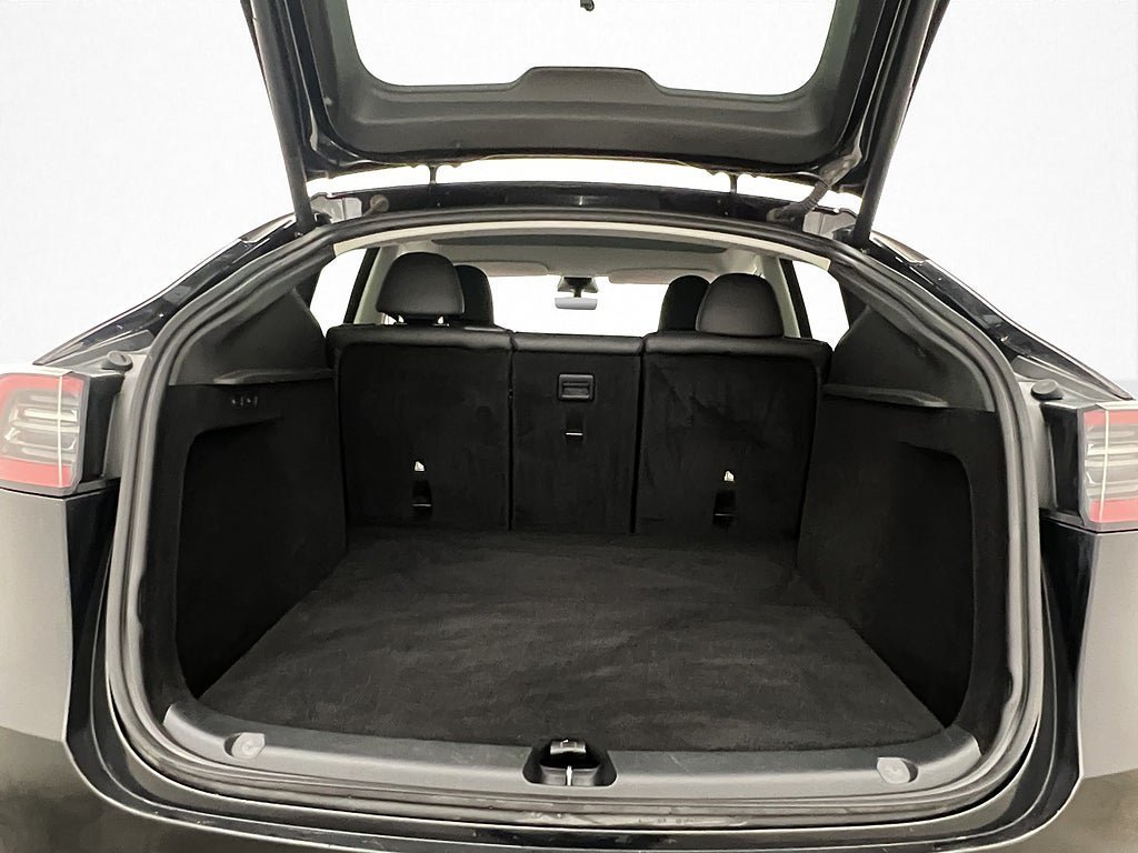 Vehicle Image 33