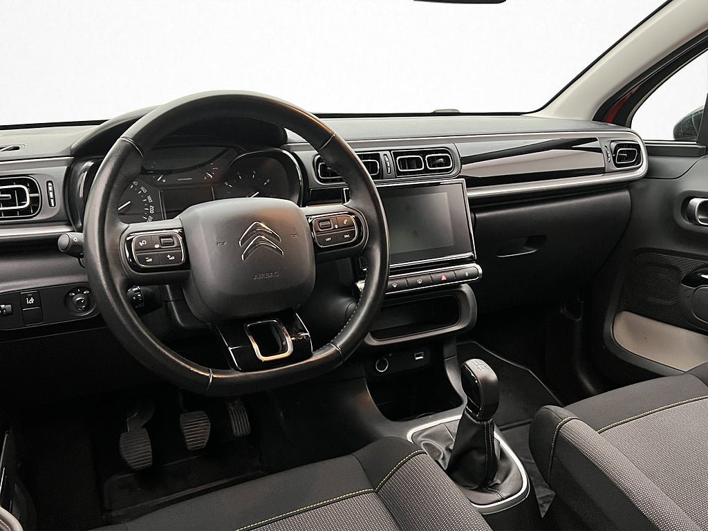Vehicle Image 10