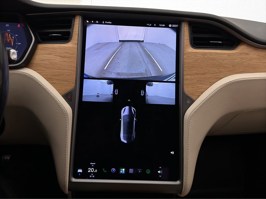 Vehicle Image 21