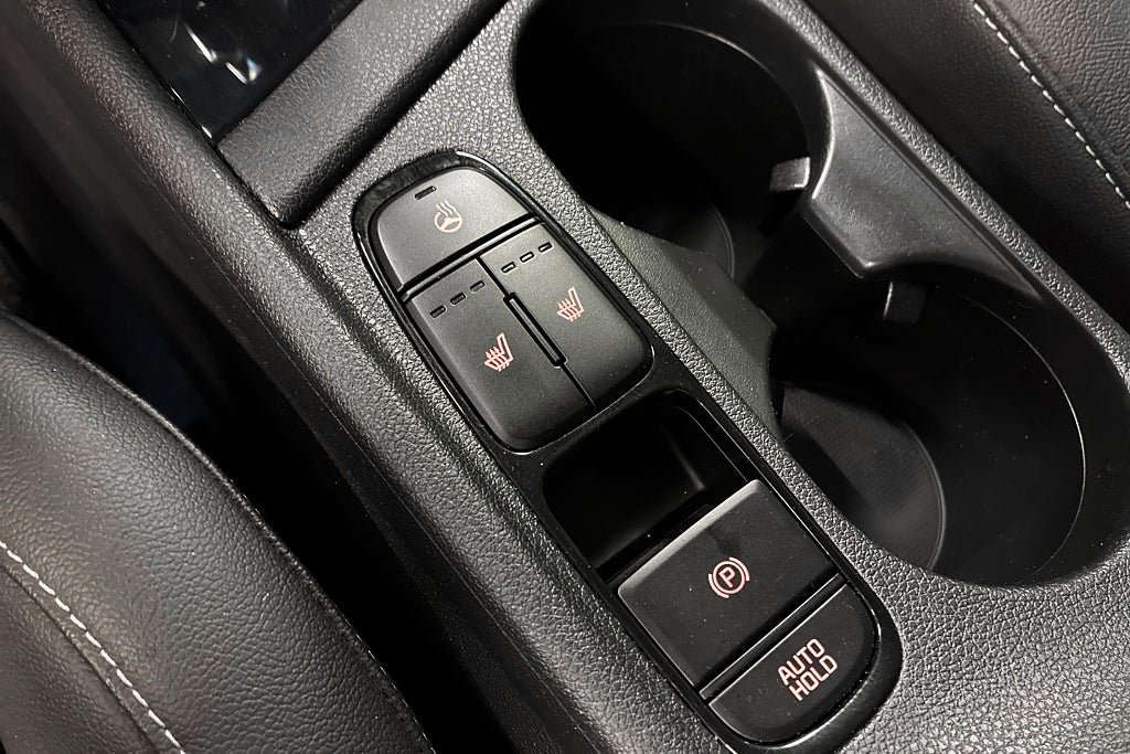 Vehicle Image 28