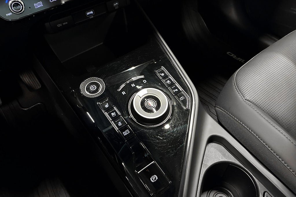 Vehicle Image 14