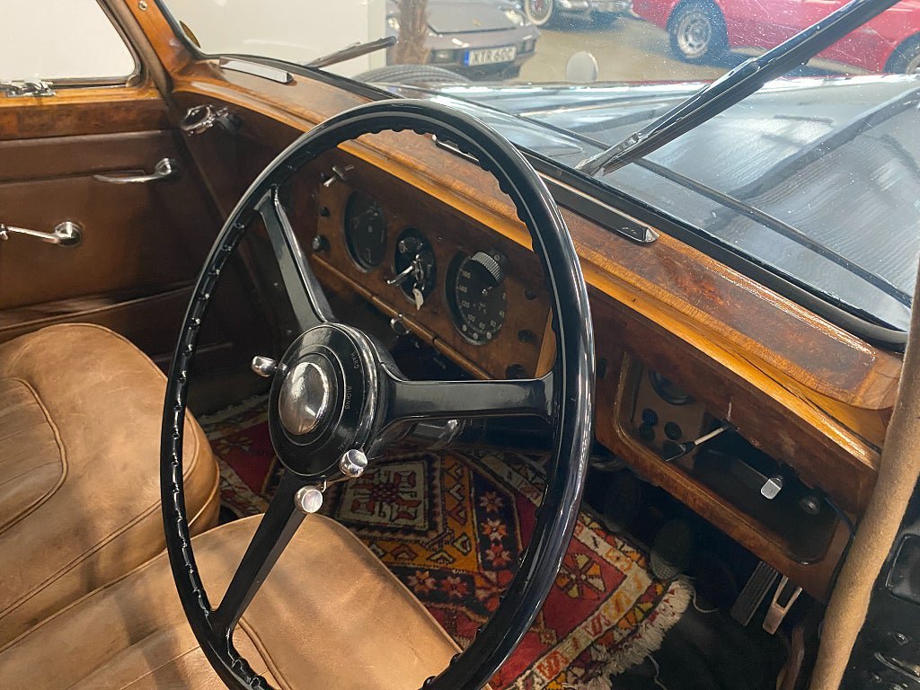 Vehicle Image 27