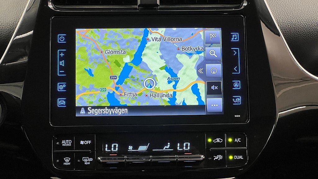 Vehicle Image 19