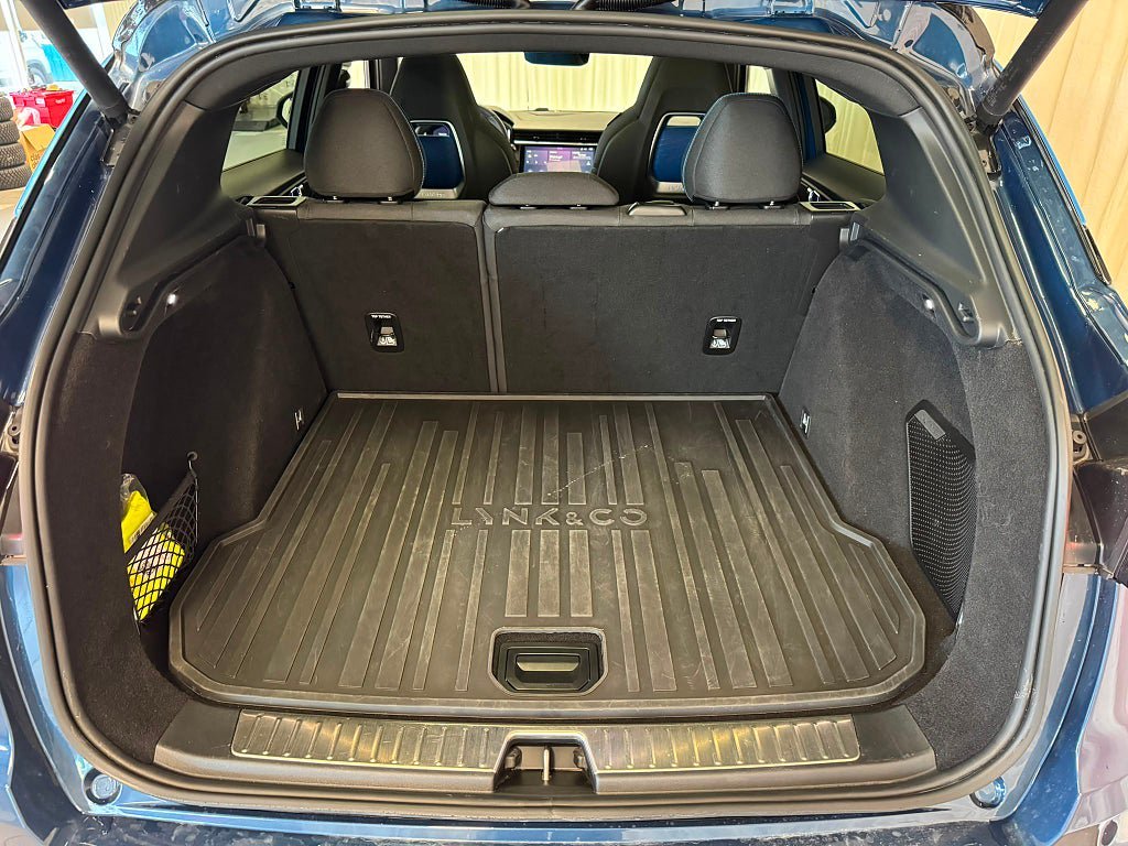 Vehicle Image 32