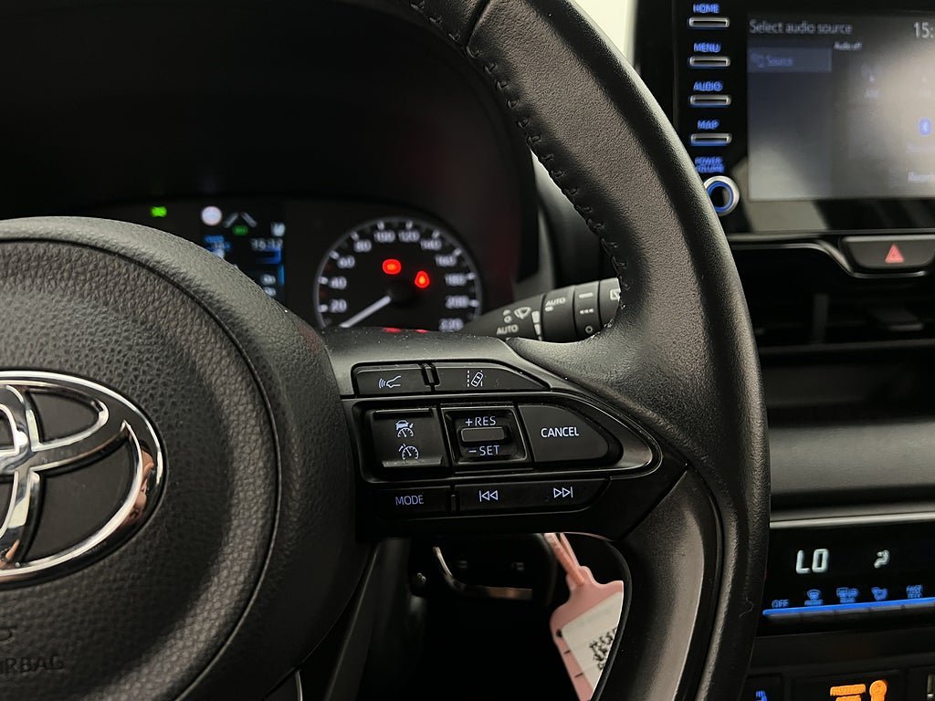 Vehicle Image 15