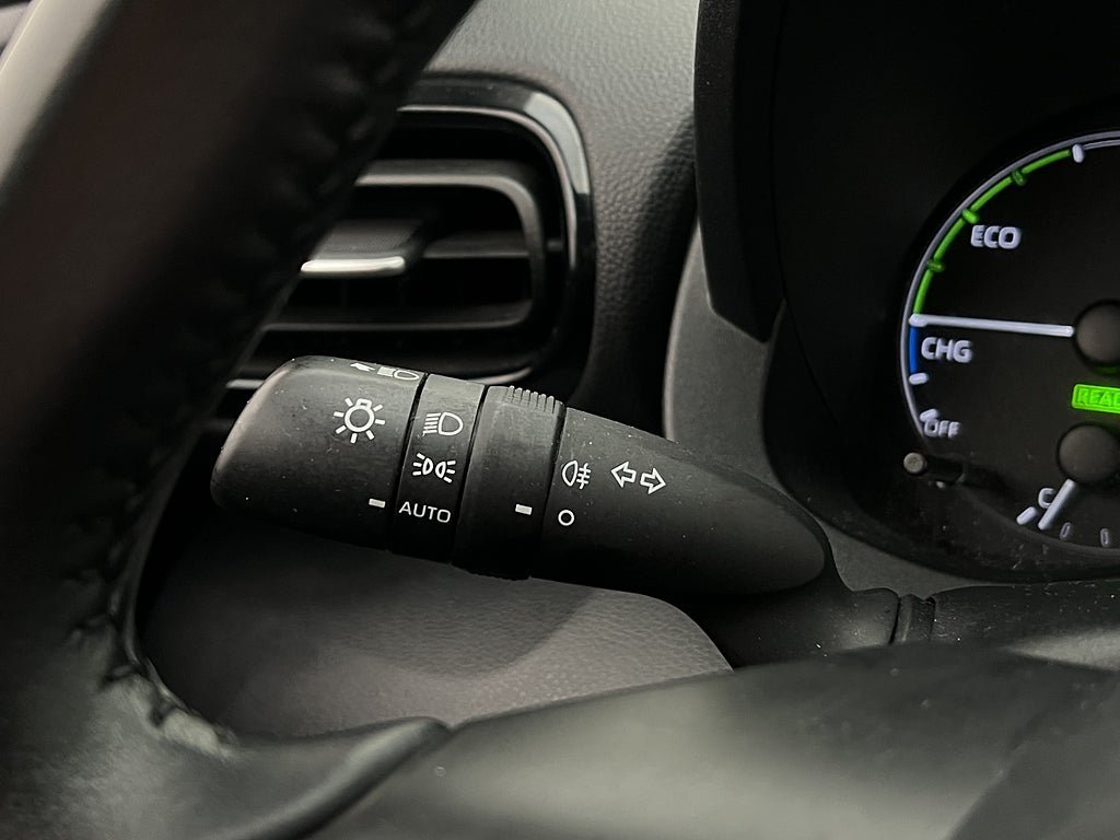 Vehicle Image 24
