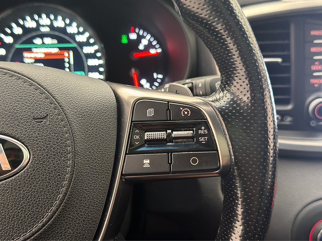 Vehicle Image 32
