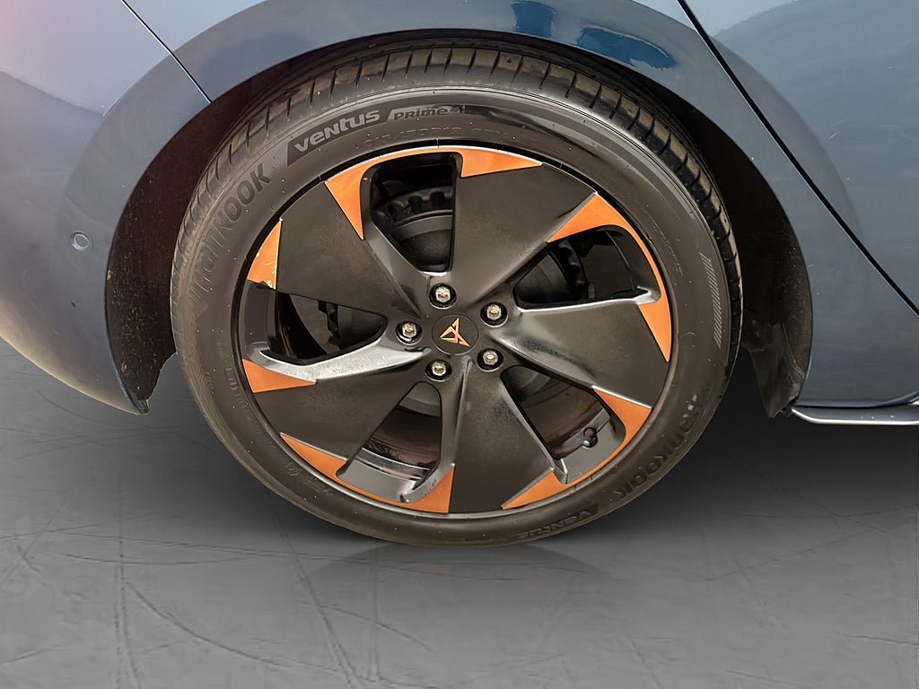 Vehicle Image 33