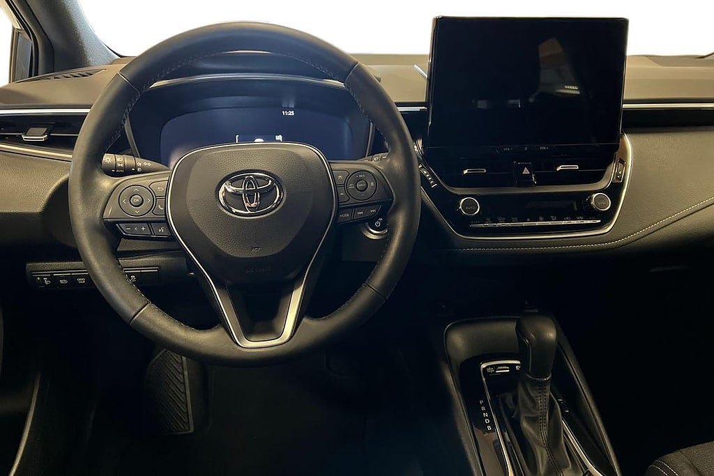 Vehicle Image 10
