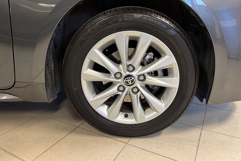 Vehicle Image 17