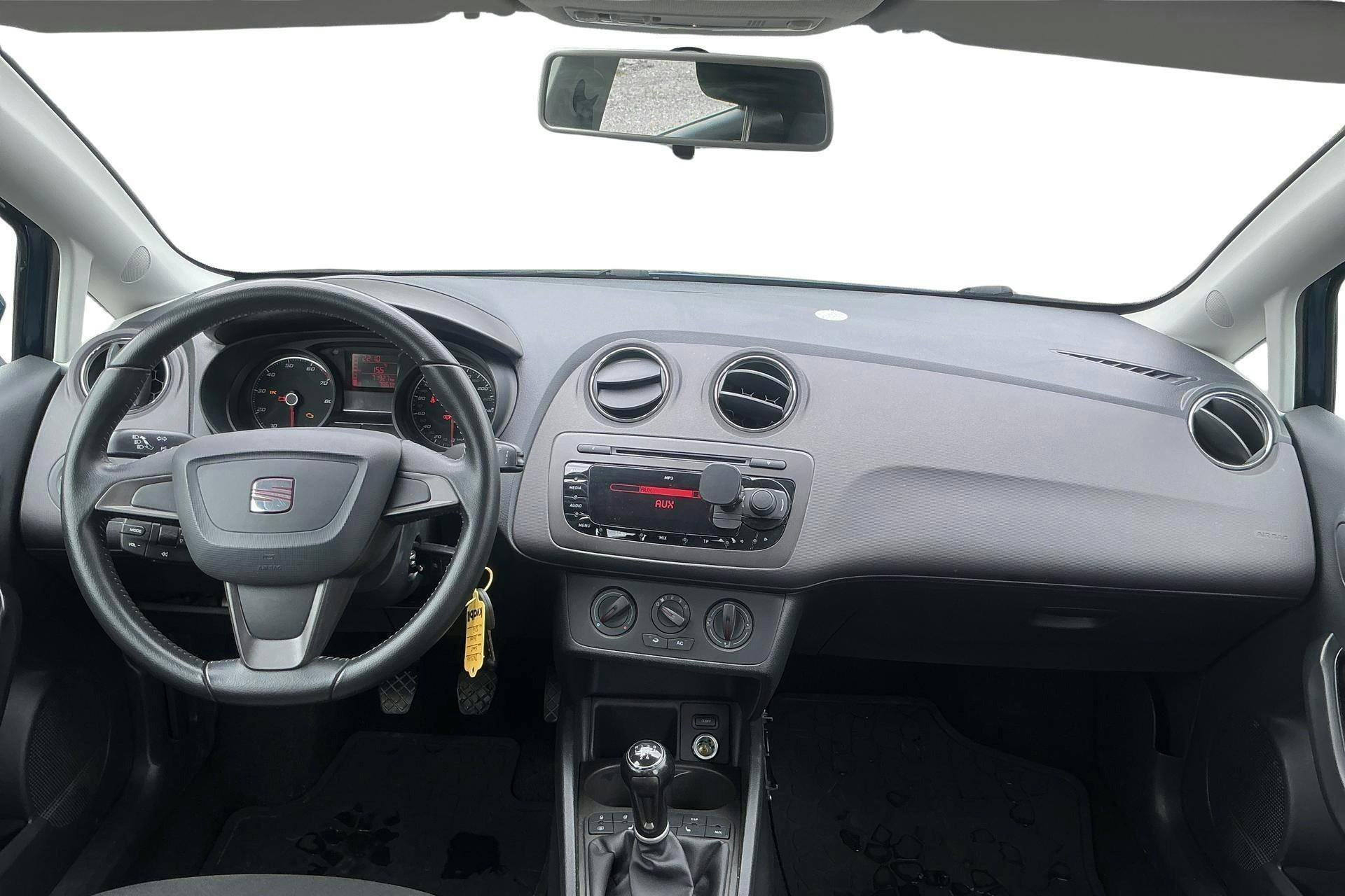 Vehicle Image 6