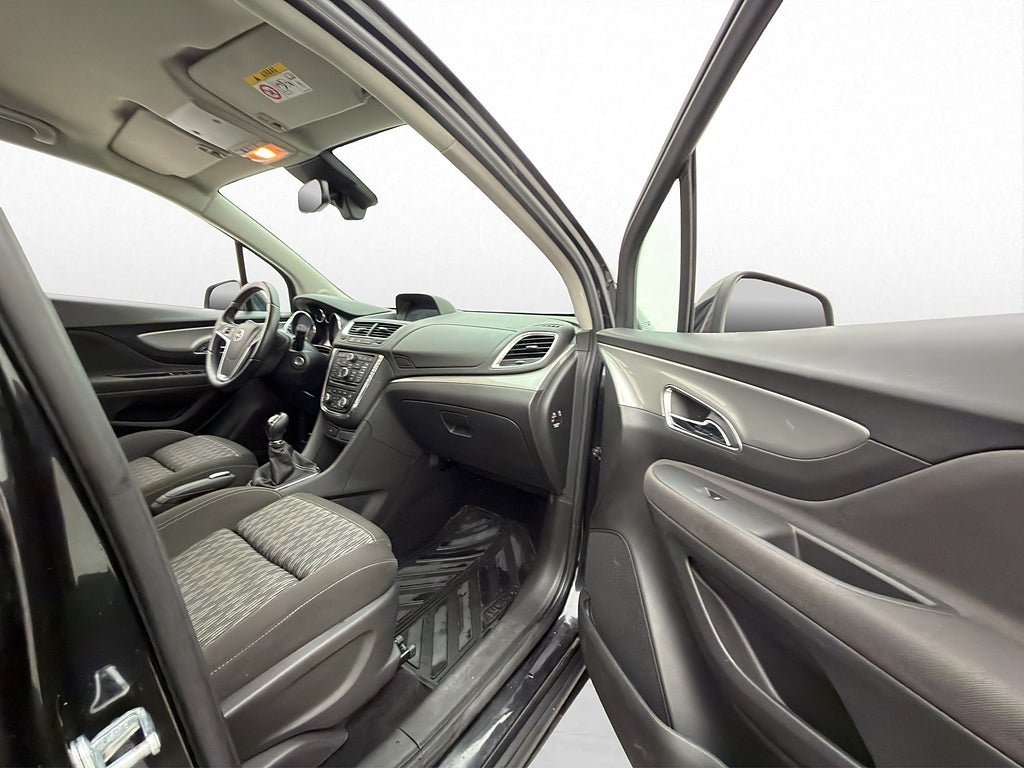 Vehicle Image 21