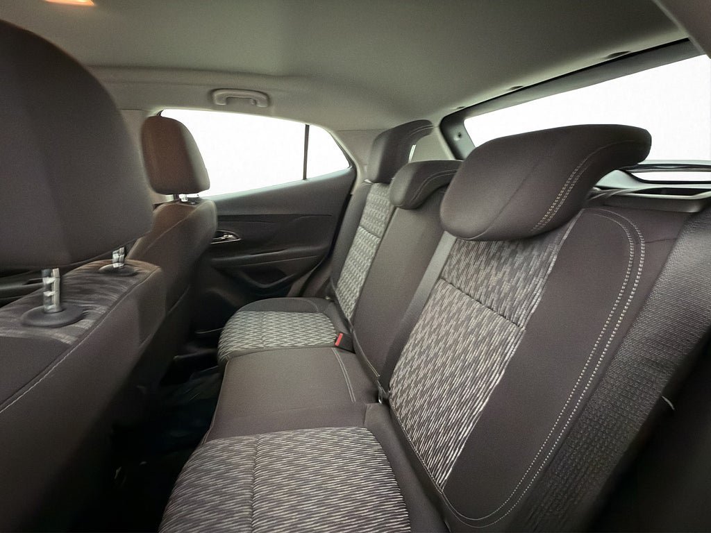 Vehicle Image 22