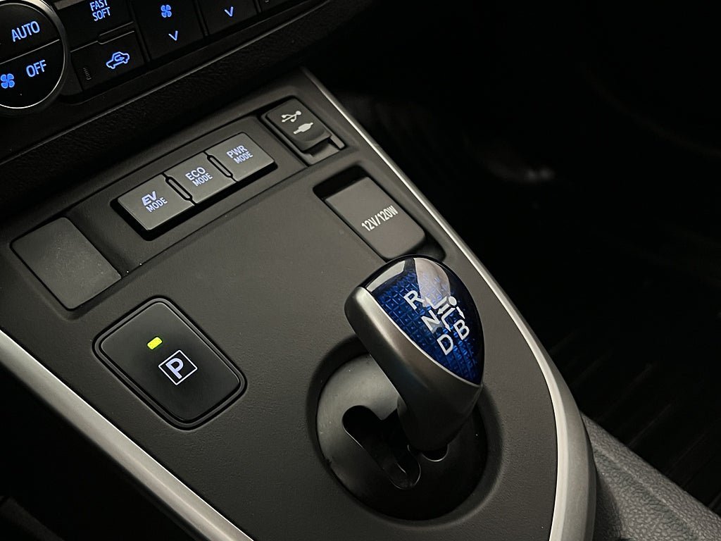 Vehicle Image 22