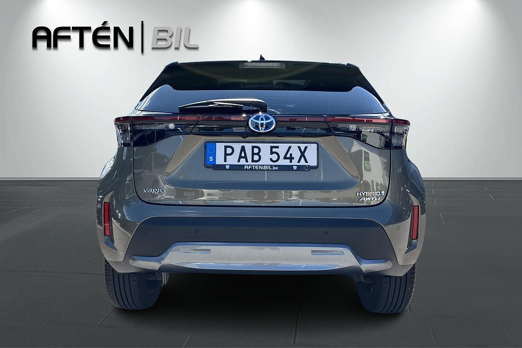 Vehicle Image 9