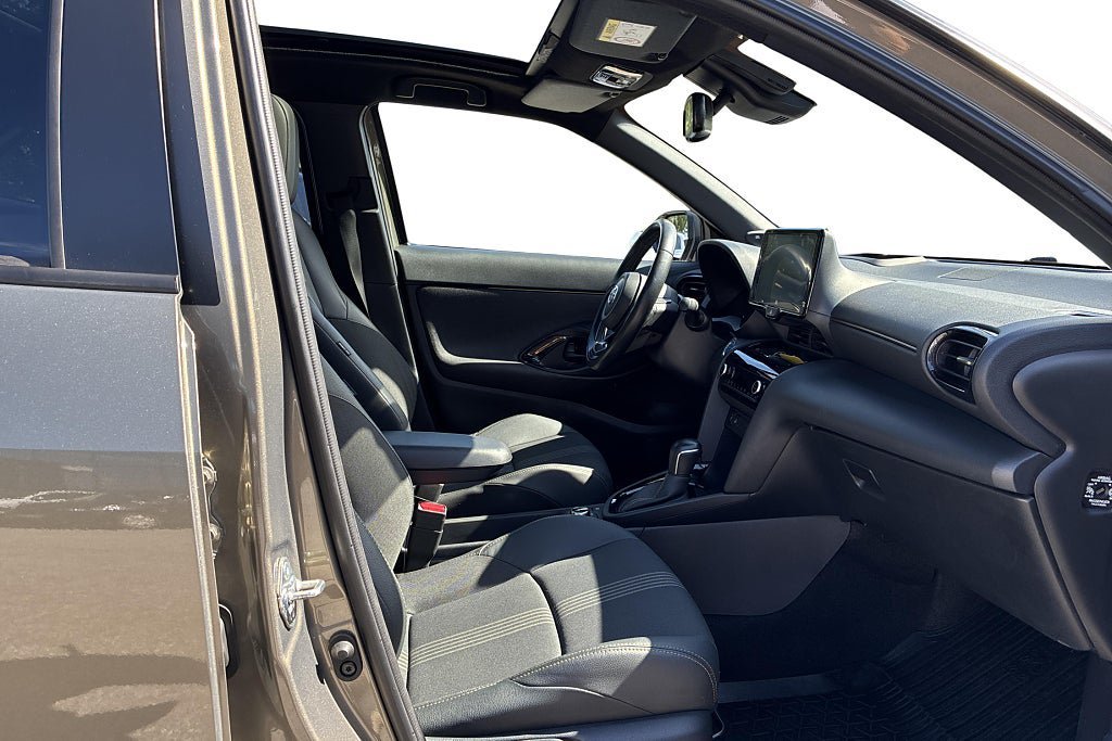 Vehicle Image 18
