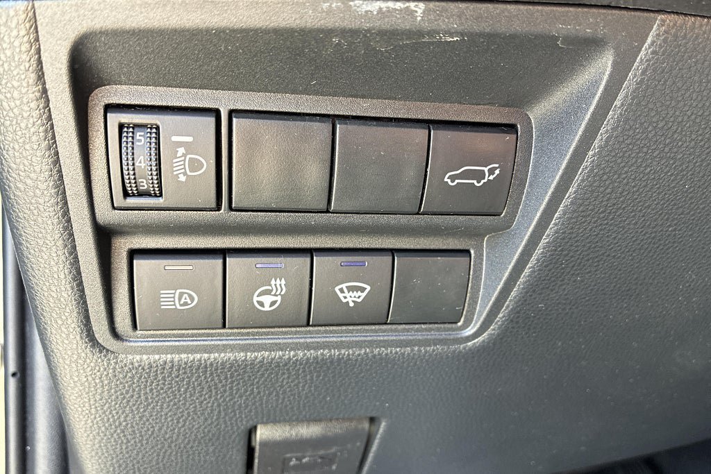 Vehicle Image 28