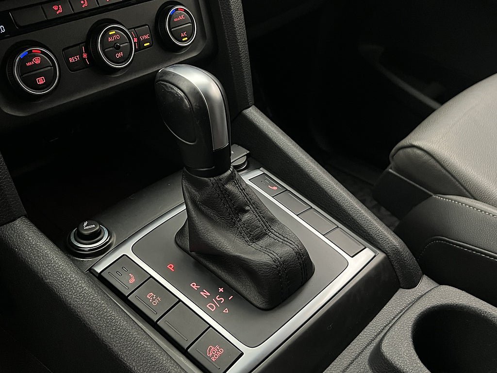 Vehicle Image 27