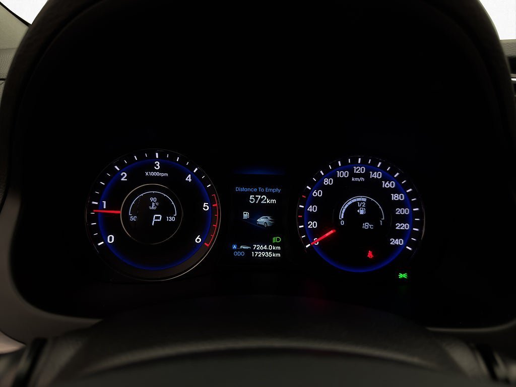 Vehicle Image 17