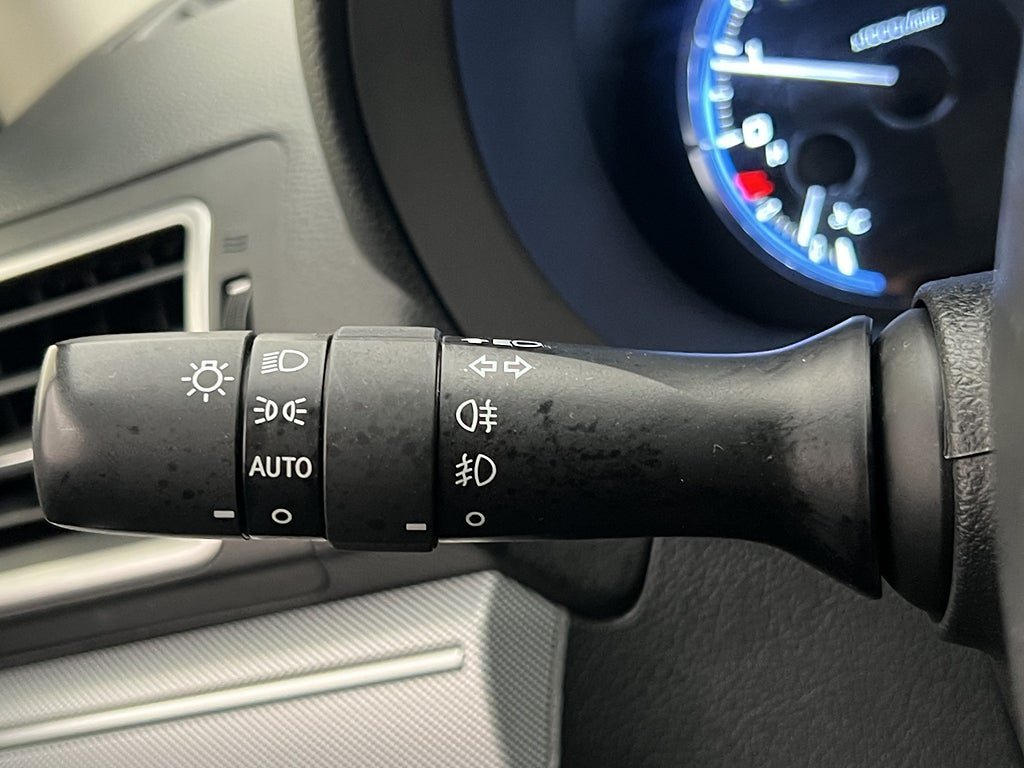 Vehicle Image 29