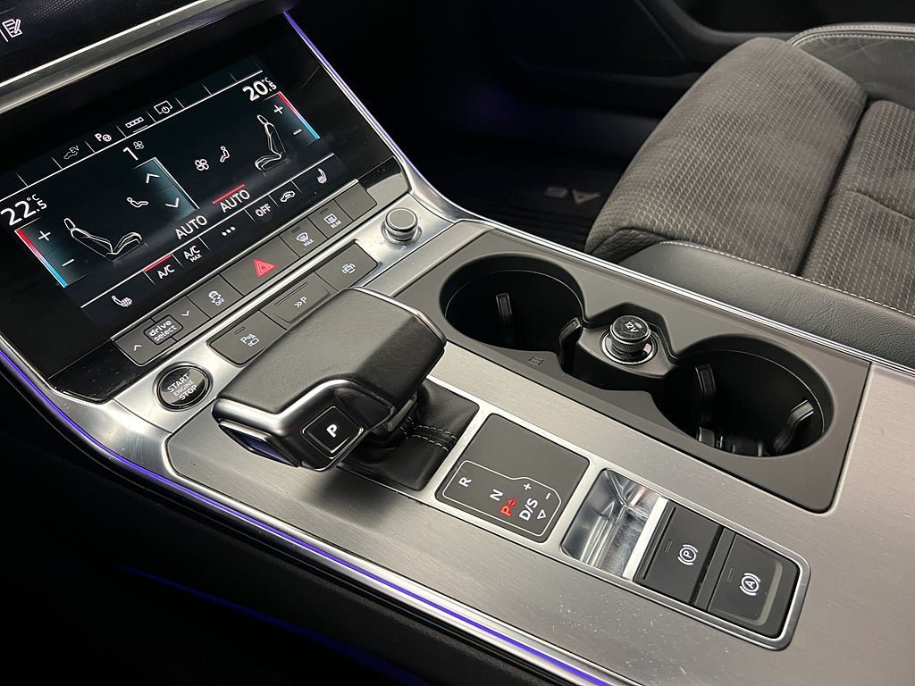 Vehicle Image 26