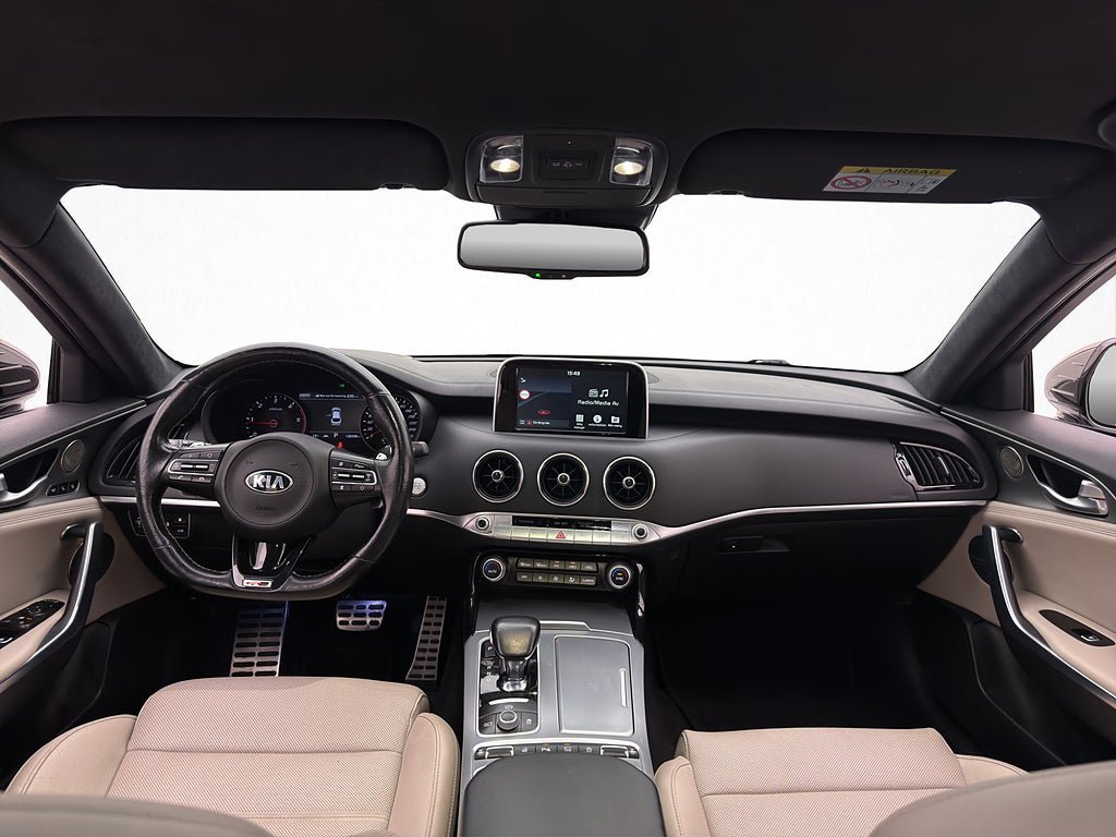 Vehicle Image 12